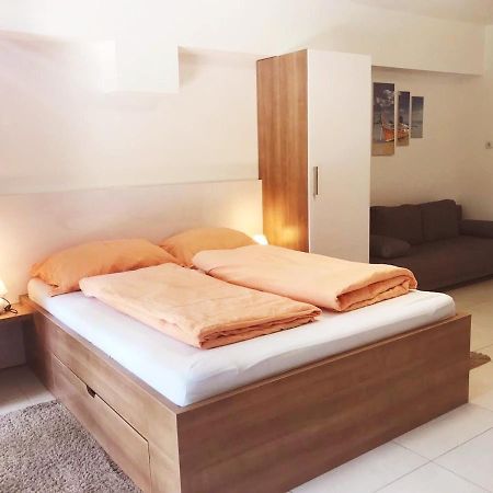 Ferienwohnung Tisza Gyongye Apartmanhaz Szegedin Exterior foto