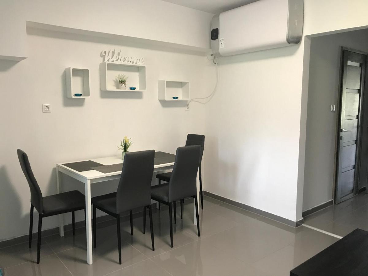 Ferienwohnung Tisza Gyongye Apartmanhaz Szegedin Exterior foto