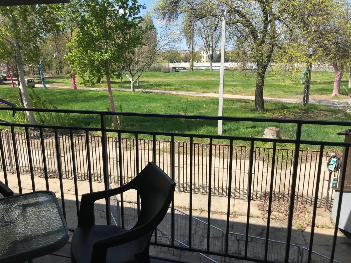 Ferienwohnung Tisza Gyongye Apartmanhaz Szegedin Exterior foto