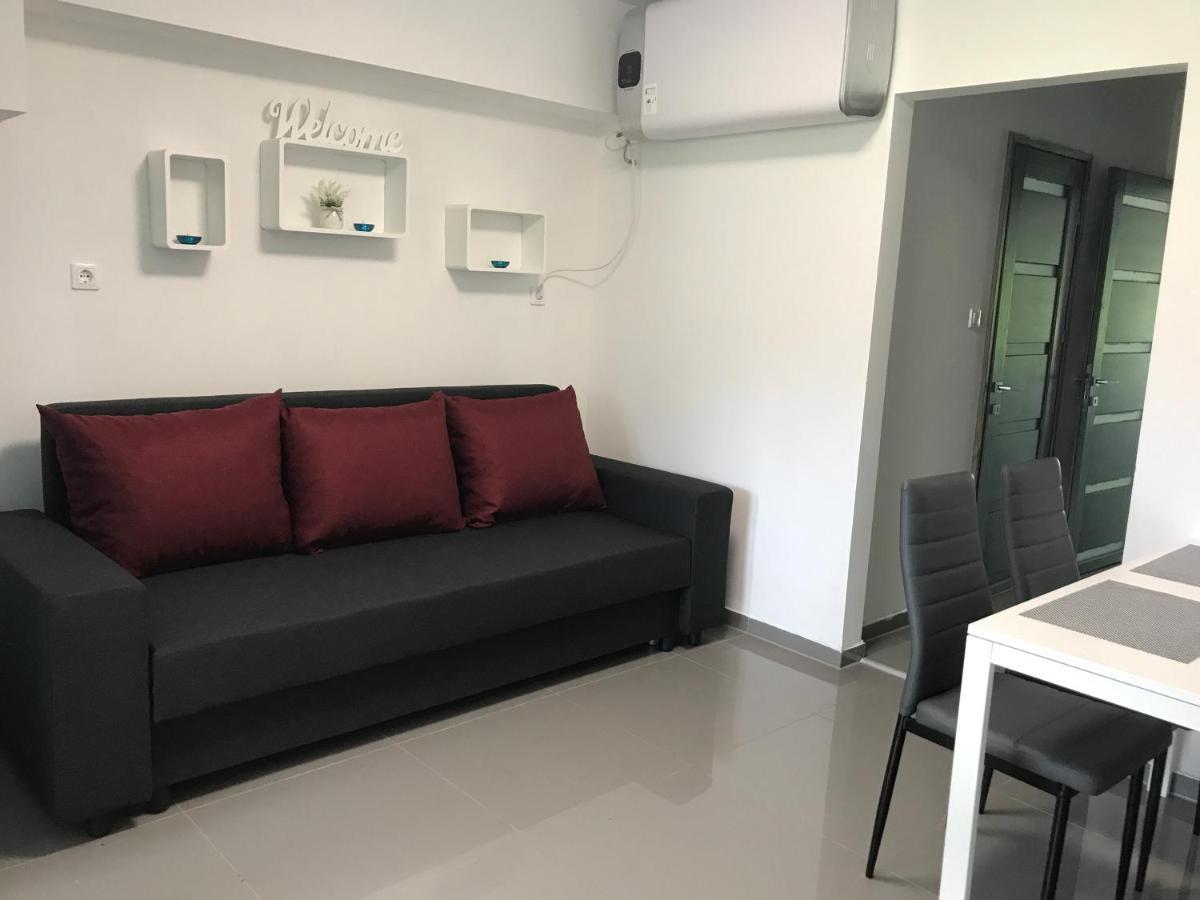 Ferienwohnung Tisza Gyongye Apartmanhaz Szegedin Exterior foto