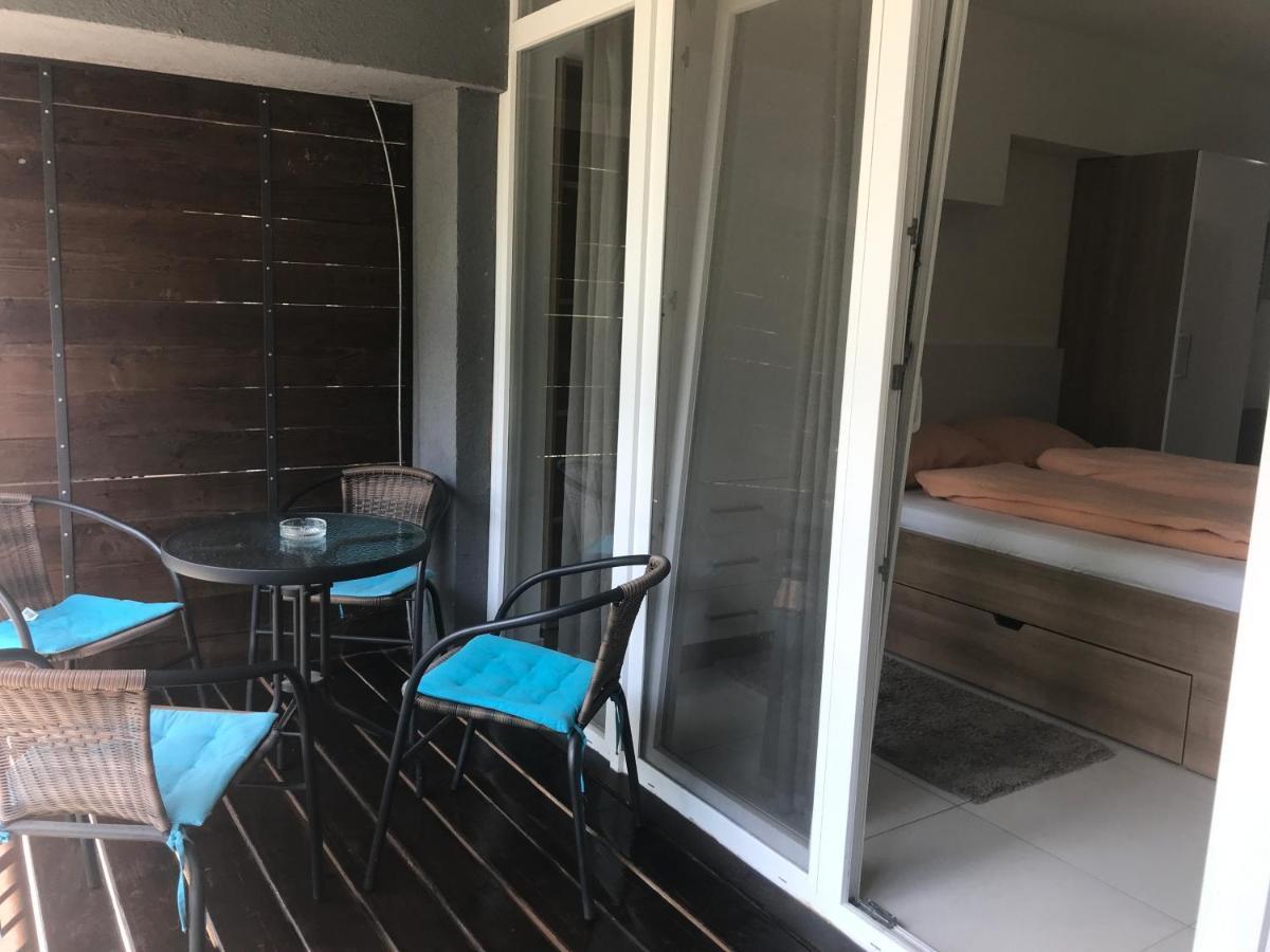 Ferienwohnung Tisza Gyongye Apartmanhaz Szegedin Exterior foto