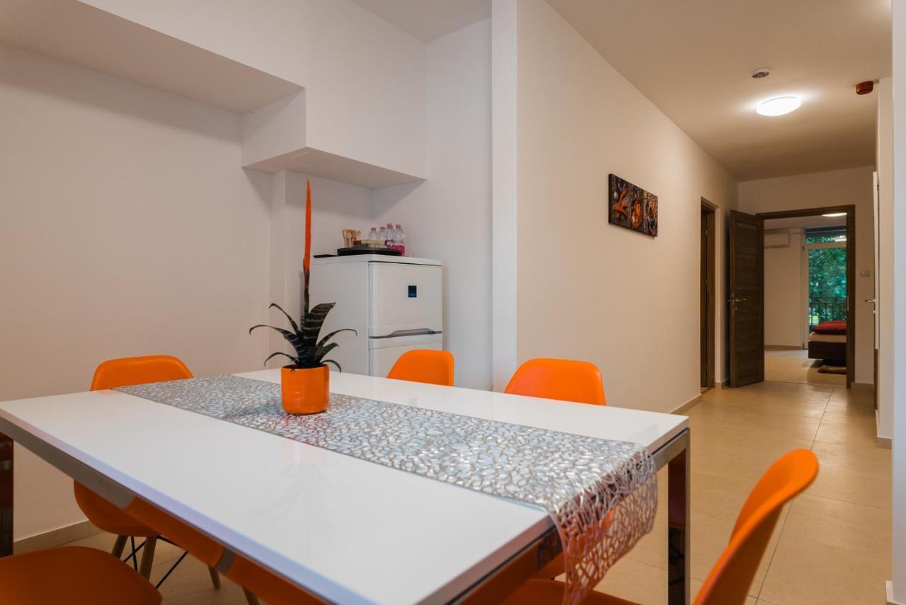 Ferienwohnung Tisza Gyongye Apartmanhaz Szegedin Exterior foto
