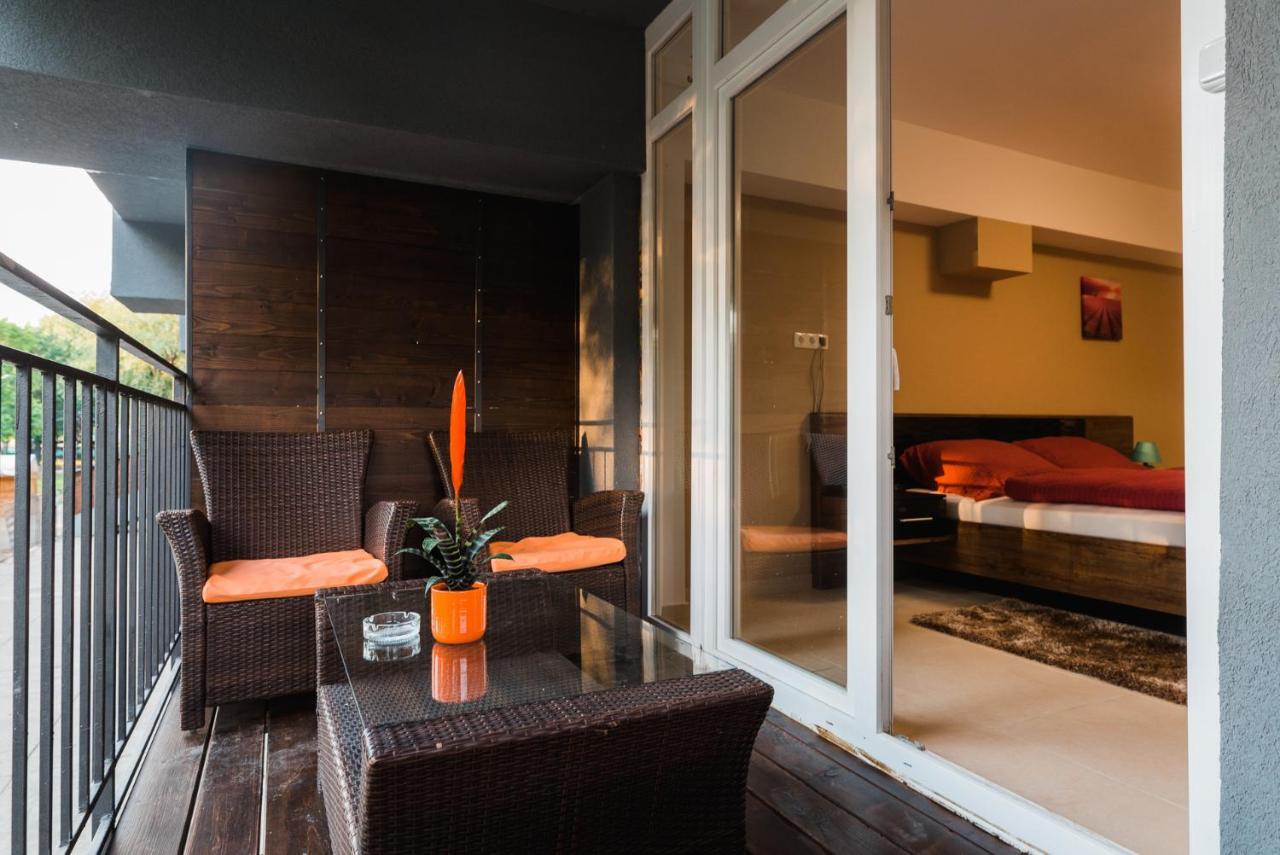 Ferienwohnung Tisza Gyongye Apartmanhaz Szegedin Exterior foto