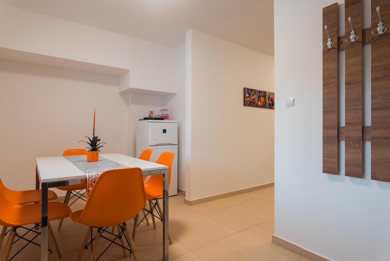 Ferienwohnung Tisza Gyongye Apartmanhaz Szegedin Exterior foto